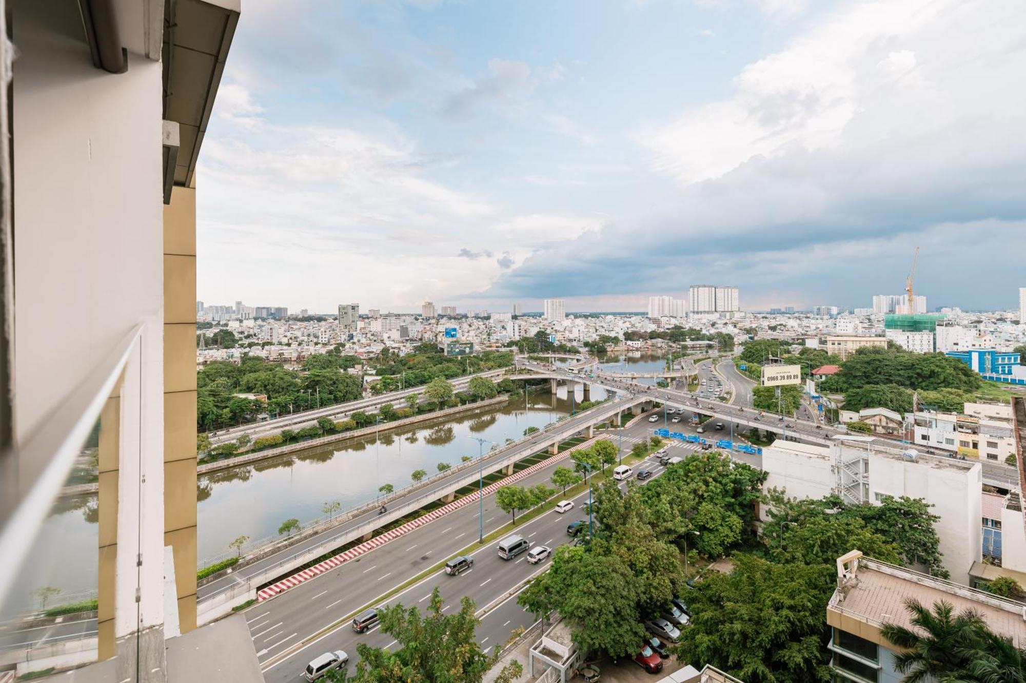 Exclusive D1Mension In District 1 3Br Apartment Freepoolsaunagym Ho Chi Minh City Exterior photo